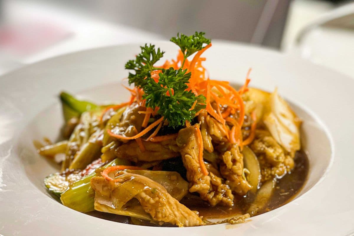36. Sauté au citronnelle poulet / Chicken Lemongrass Stir-Fry