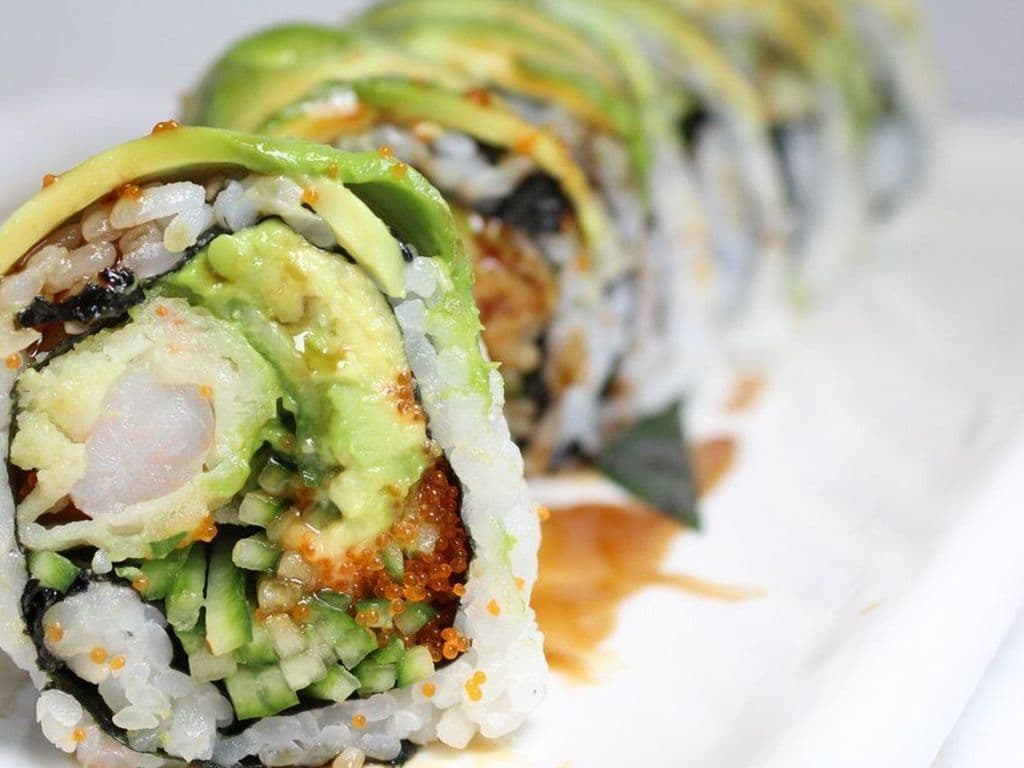 SM04 Green Dragon Roll (8 pcs)