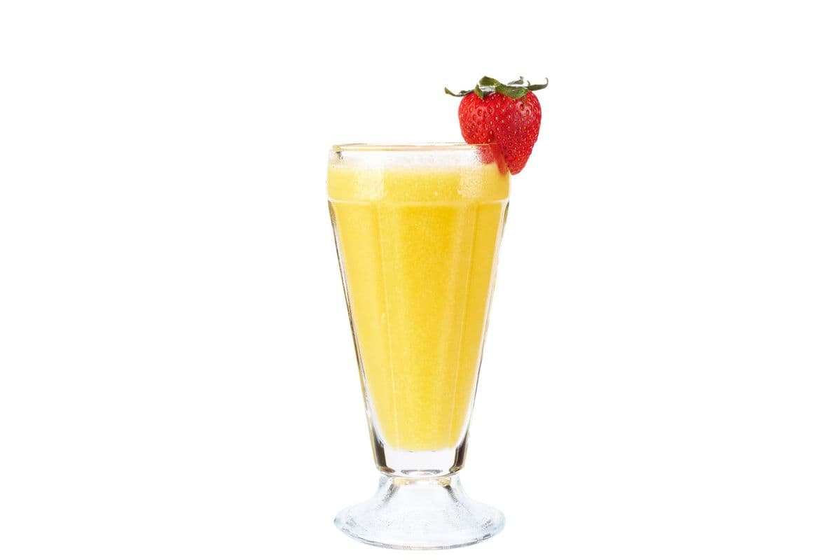 Cocktail peach, mango and apple (300 Cals.)