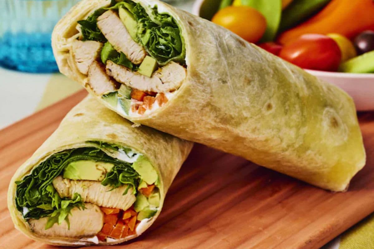 WRAP SALADE AU POULET GRILLÉ / GRILLED CHICKEN WRAP