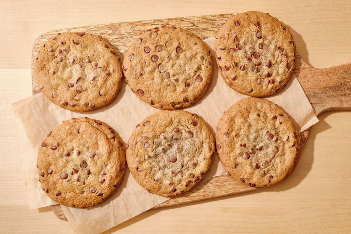 Chewy Chocolate Chip Cookie