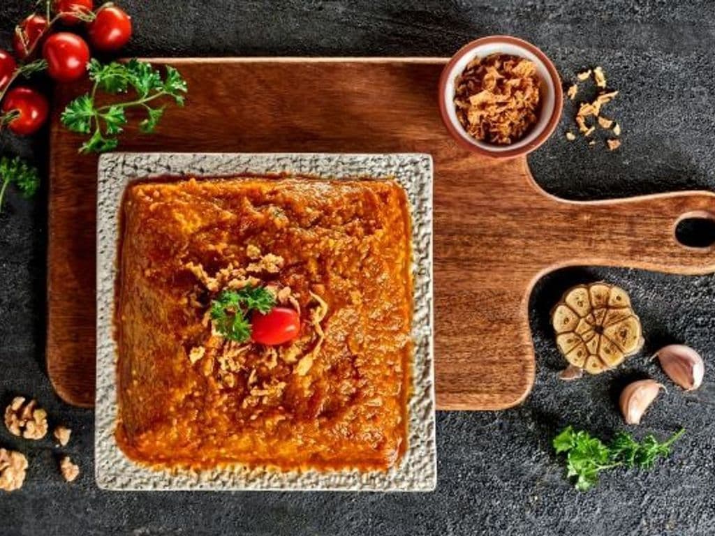 Mirza Ghasemiمیرزا قاسمی