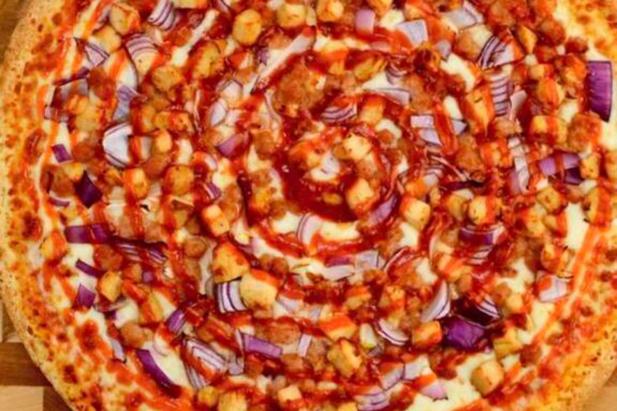 Extra-Large BBQ Chicken Pizza