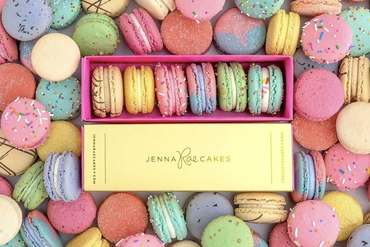 Six Macaron Gift Box