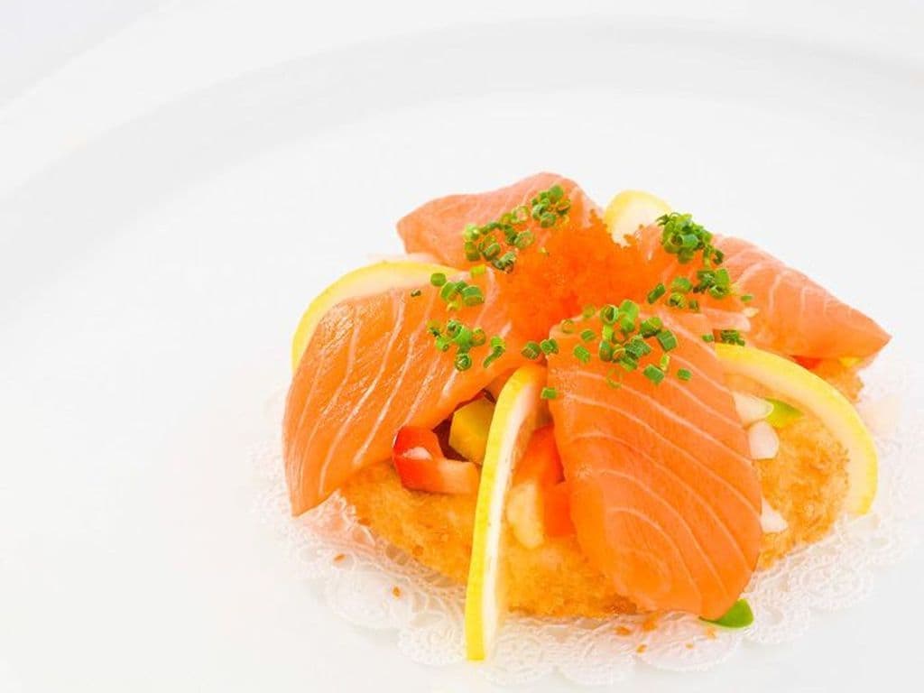 4123.Salmon Sushi Pizza
