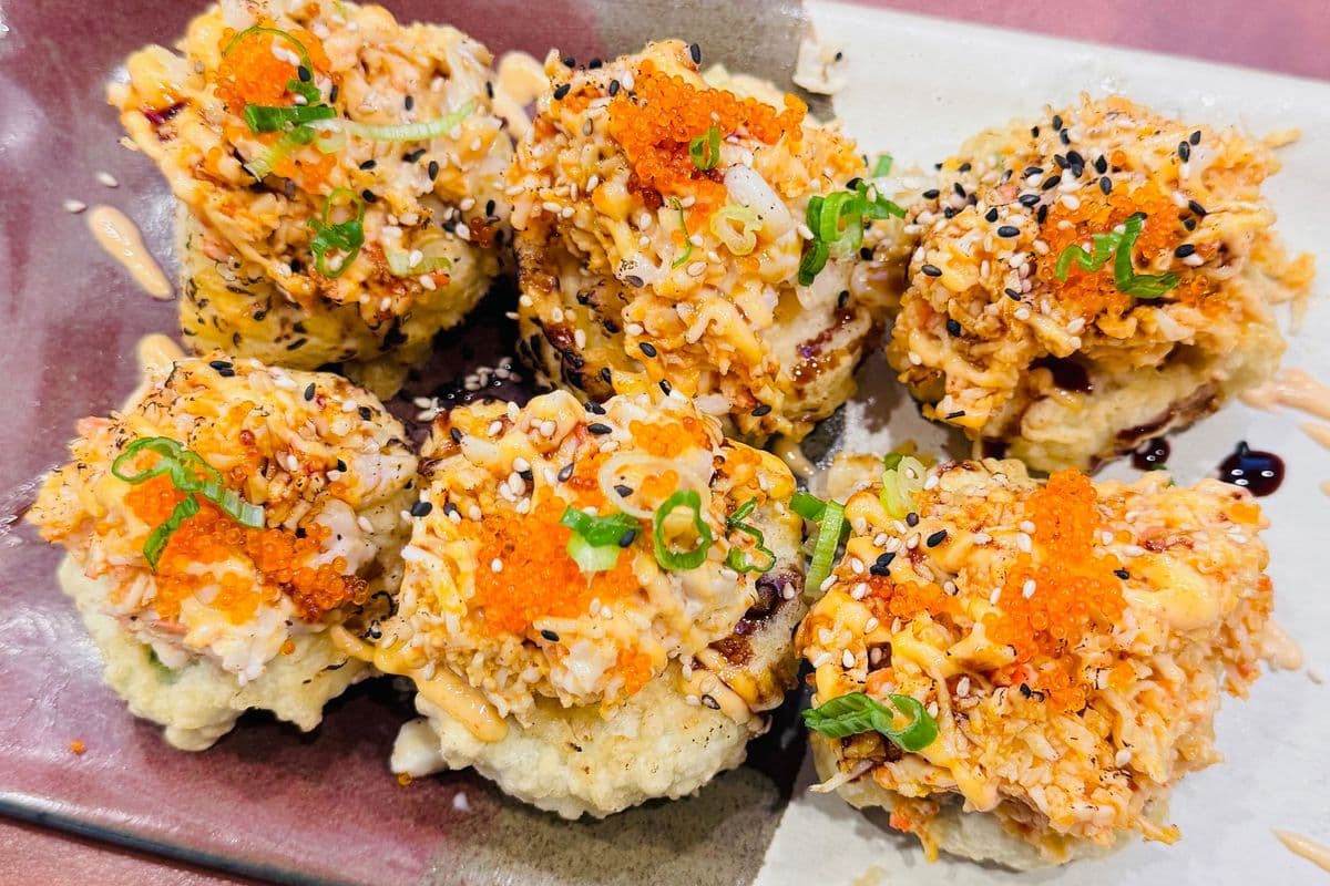 Crispy Volcano Roll (6 pcs)