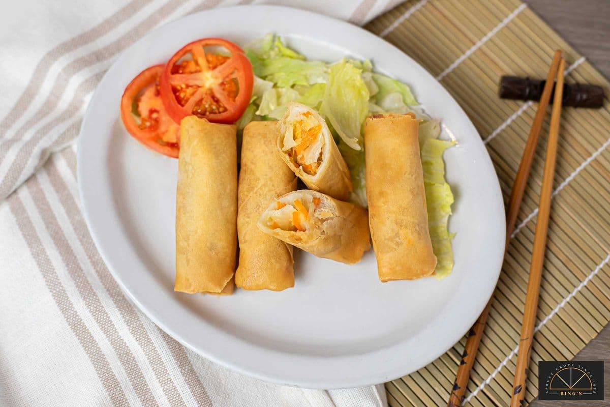 Vegetarian Spring Rolls (4 pcs)