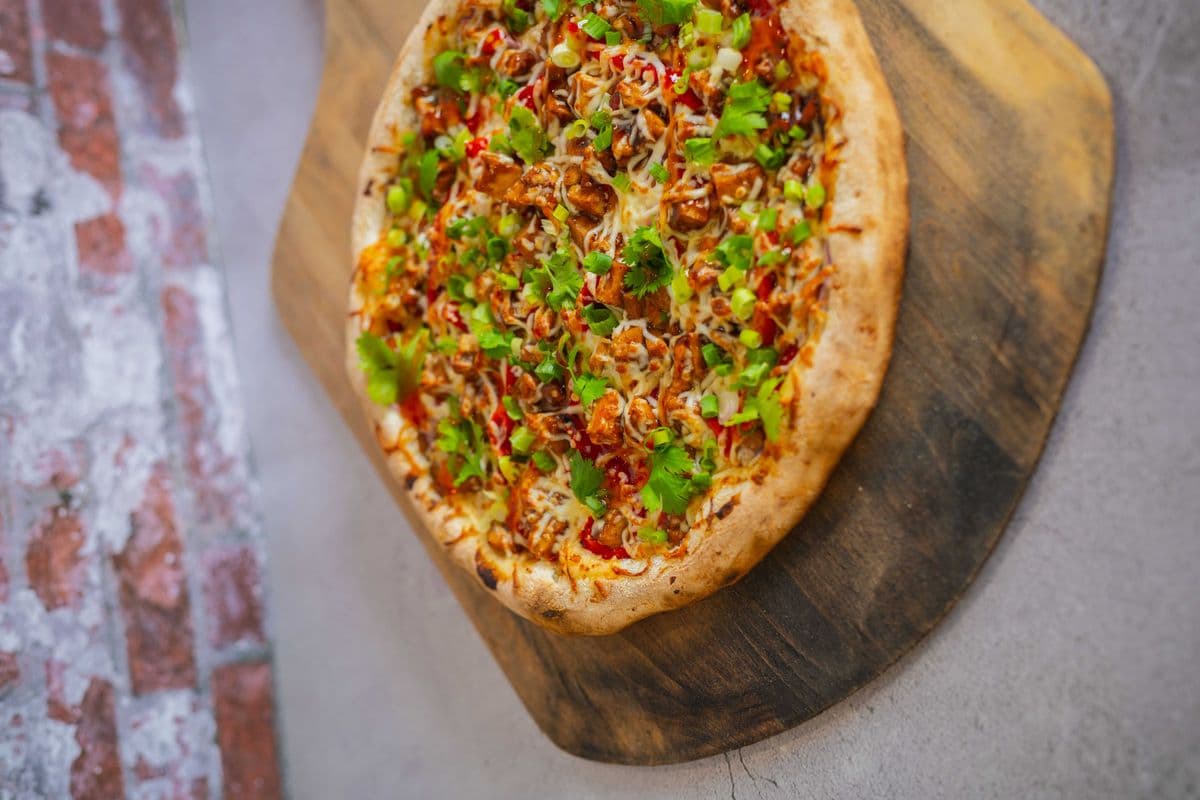9" Veg Spicy Thai (6 slices)
