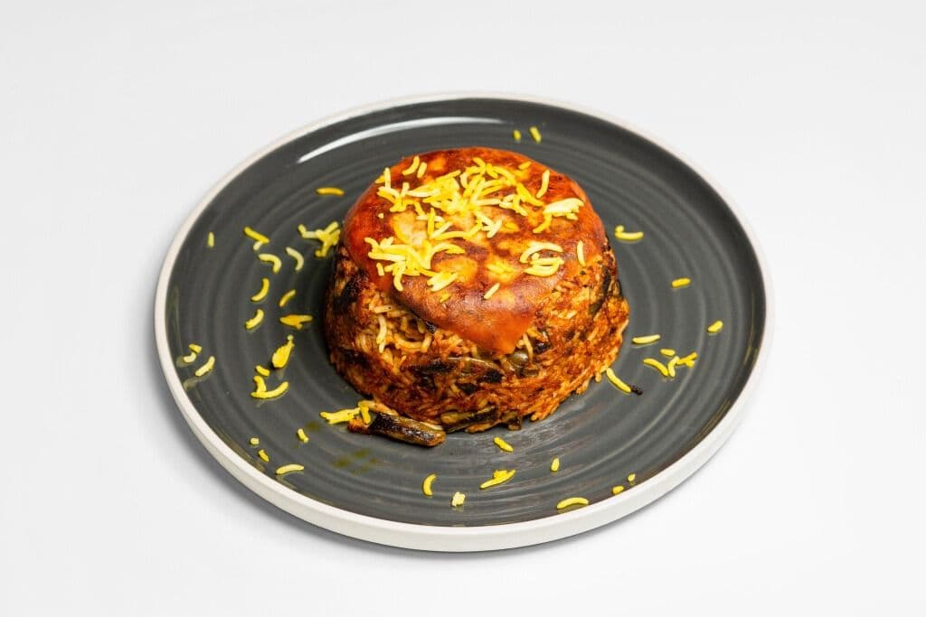 Green Bean Rice Bowl (Loobia Polo)