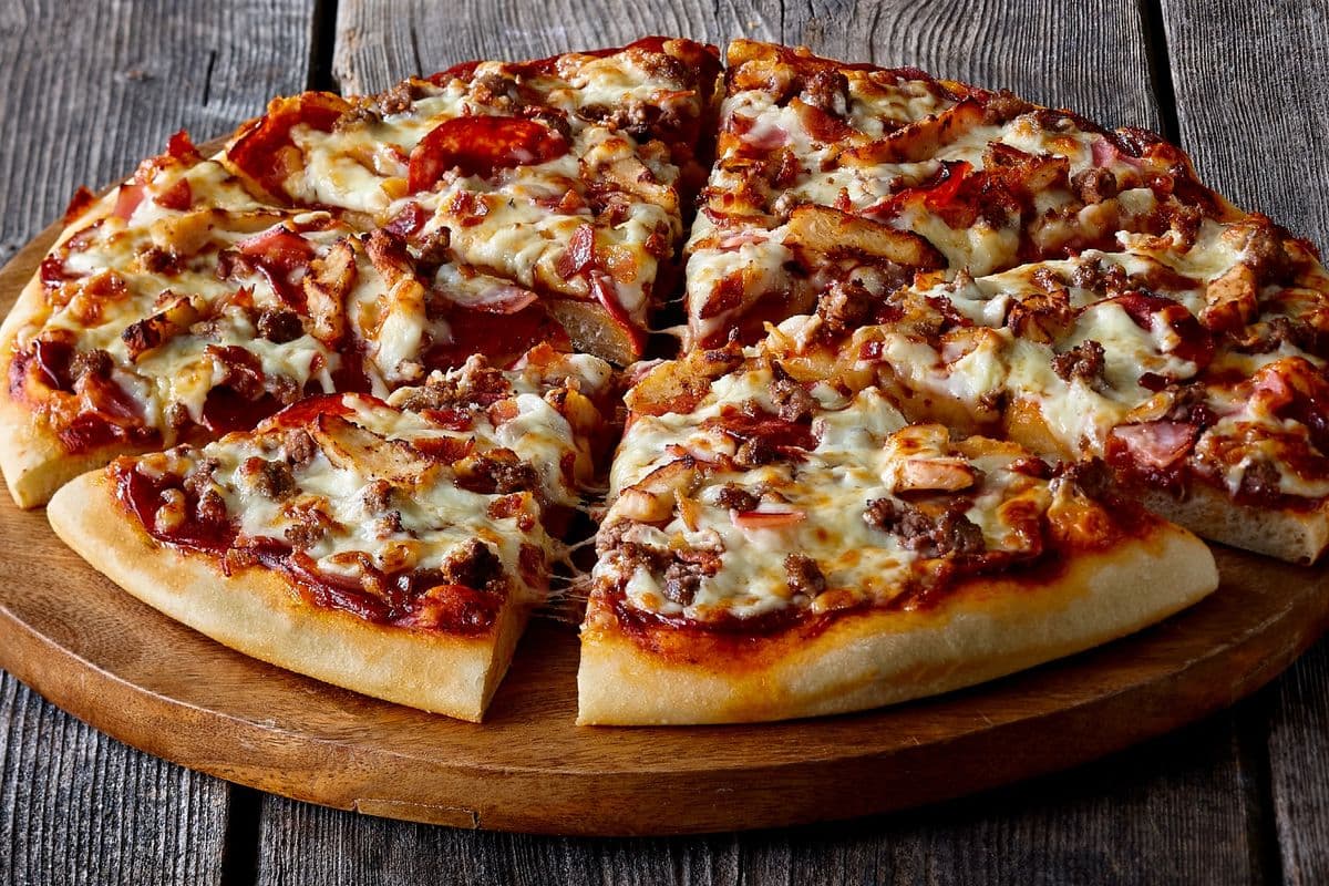 15" All-Star® Meat Pizza