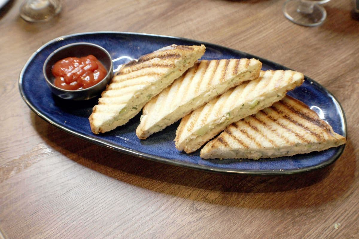 Chicken sandwich Grill