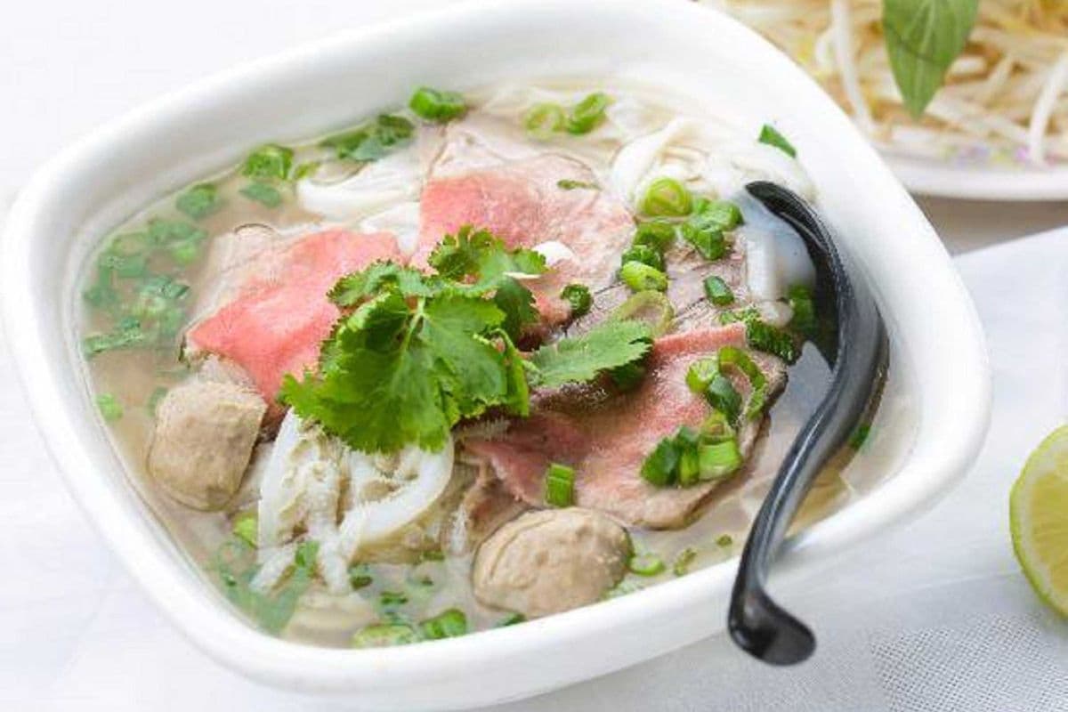 103. Rare Beef and Tripe - Pho Tai Sach