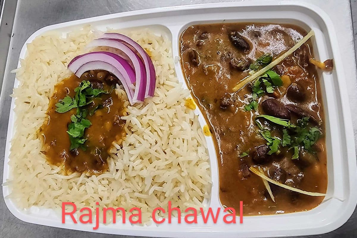 Rajmah chawal (kidney beans curry,rice)