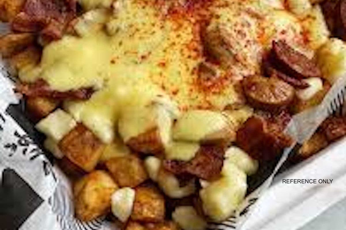 Breakfast Poutine