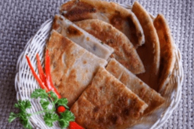 A6. Pan Fried Green Onion Pancake葱油饼