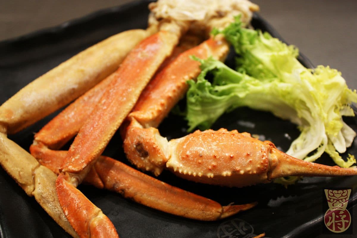 17. Snow Crab Legs (5 oz)