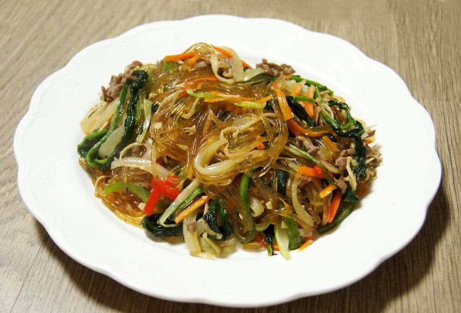 13. Sauté de Nouiilles de Patate douce / Stir Fried Sweet Patato Noodles (Jap Chae)