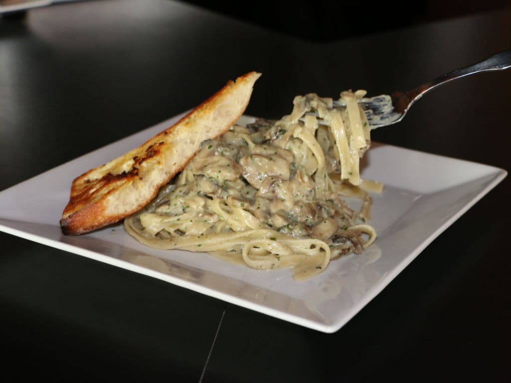 Fettuccine Alfredo