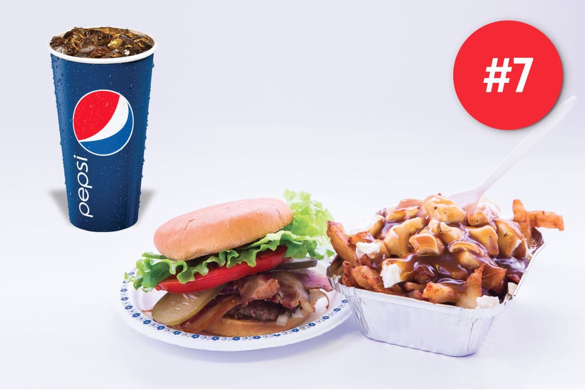 TRIO #7 HAMBURGER + POUTINE + LIQUEUR