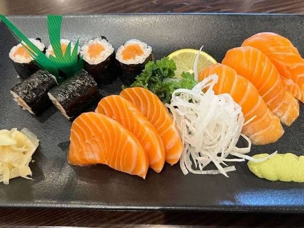 (12pcs) Salmon Lover Combo