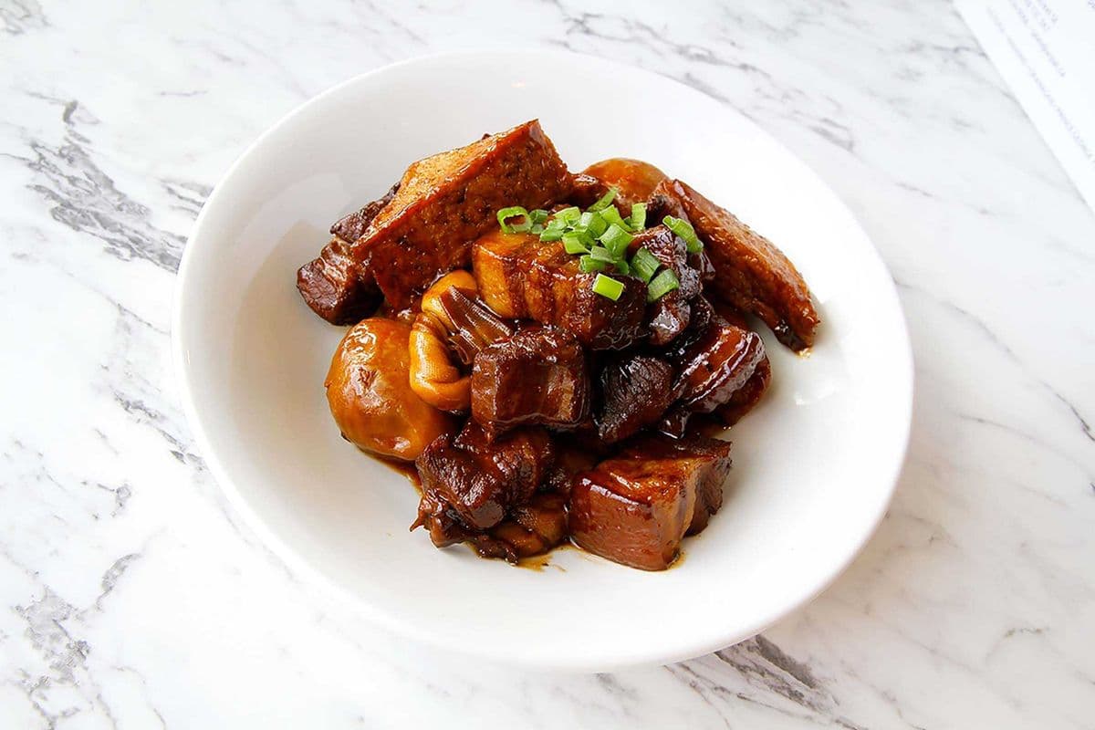Stewed Pork Belly with Tofu and Egg 私房紅燒肉