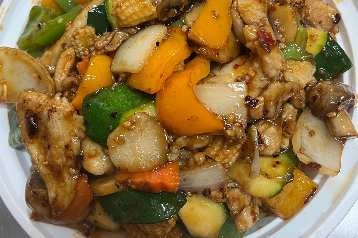 Szechuan Chicken with Vegetables四川鸡丁