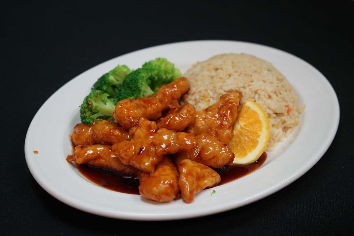 LC3. Orange Chicken Lunch Combo