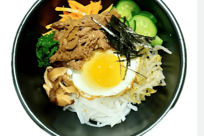 Beef Bibimbap / 소고기 비빔밥