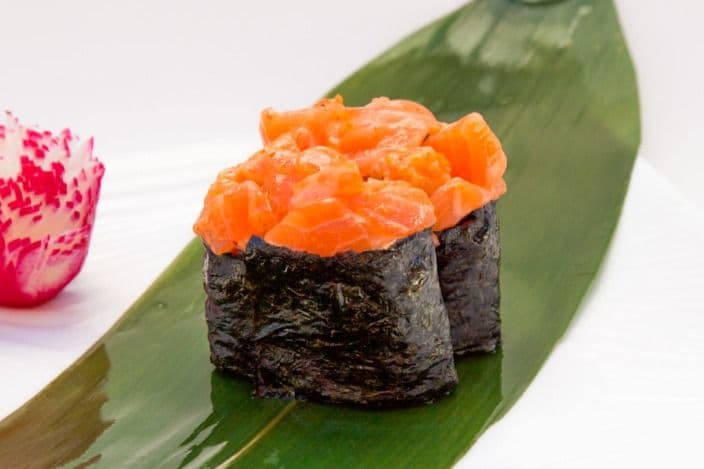 Saumon Épicé(2mcx) / Spicy Salmon(2pc)-Nigiri