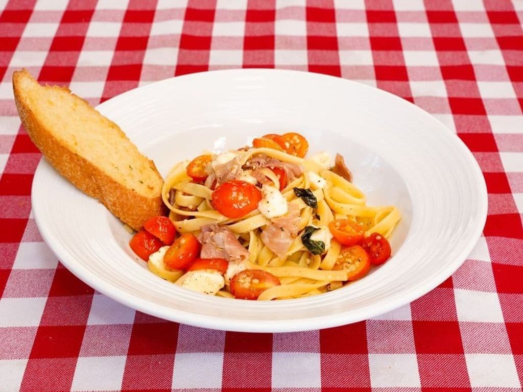 Pasta Caprese