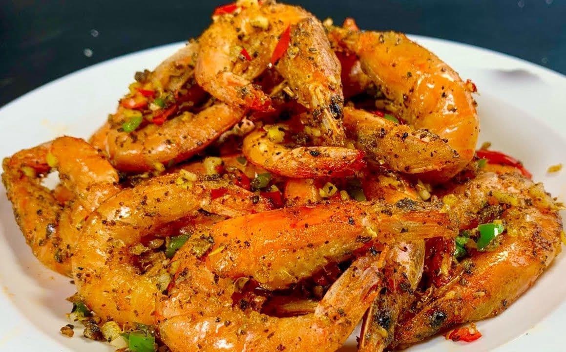 Deep Fried Prawns with Peppery Salt / 椒鹽中蝦 (例)