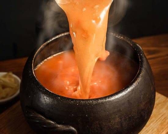 Rice Noodle Soup with Tomato Sauce (鲜香番茄米线)