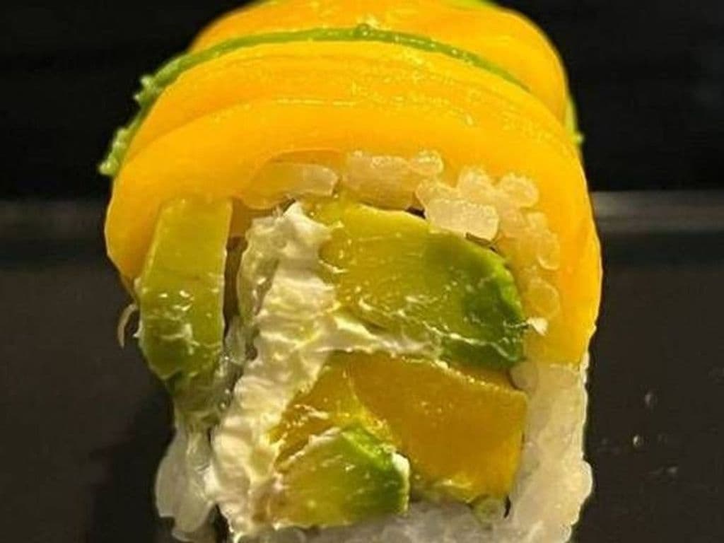 Mango Paradise Roll