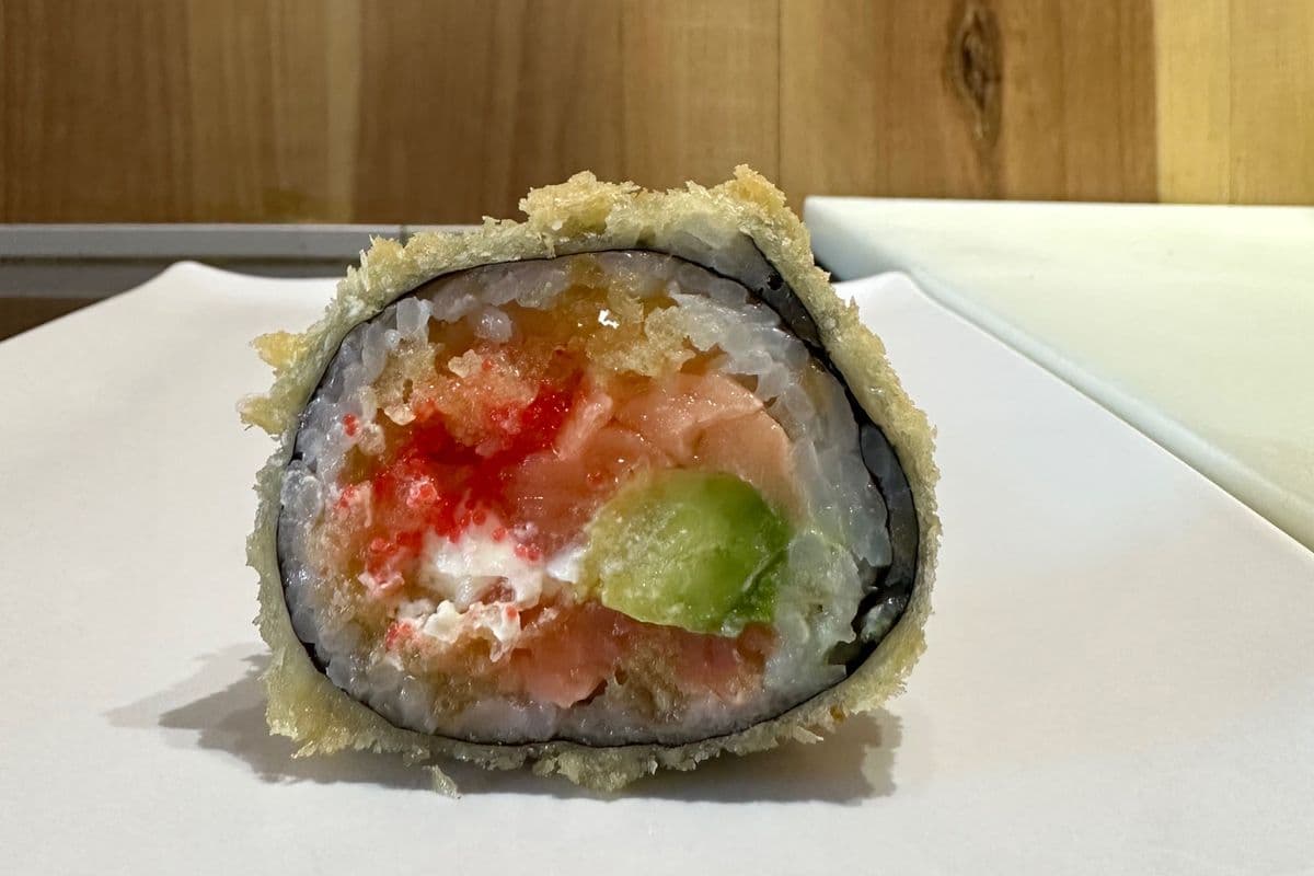 73. Rouleau spécialité du chef Lover (6 mcx) / Chef's Specialty Lover Roll (6 pcs)