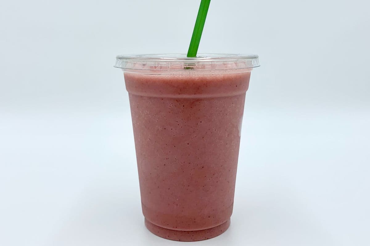 Strawberry Banana Smoothie (16 oz)