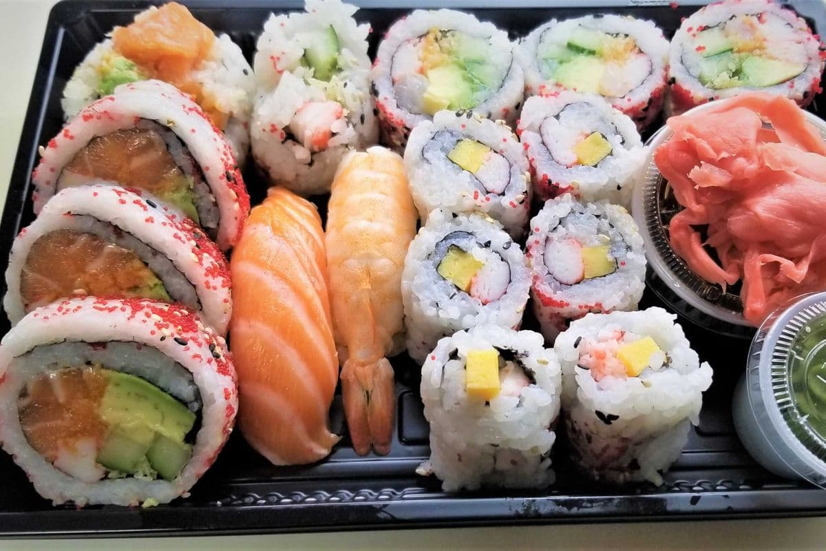 41. Sushi combo (16 mcx)