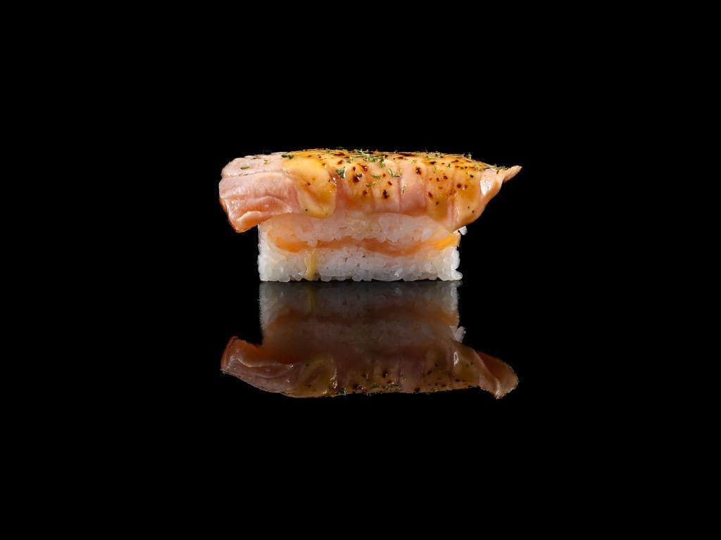 Torched Salmon Oshizushi (8 Pcs)