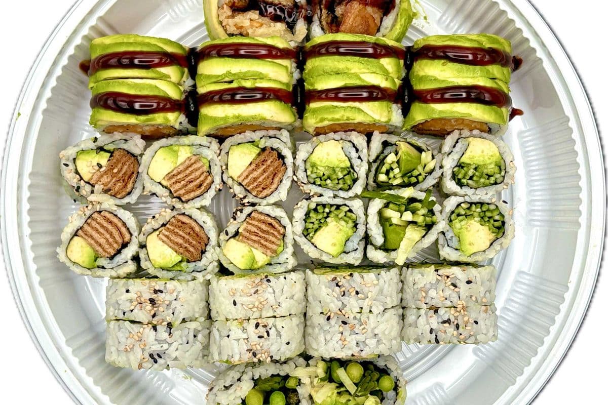 Veggie Maki Platter (32 pcs)
