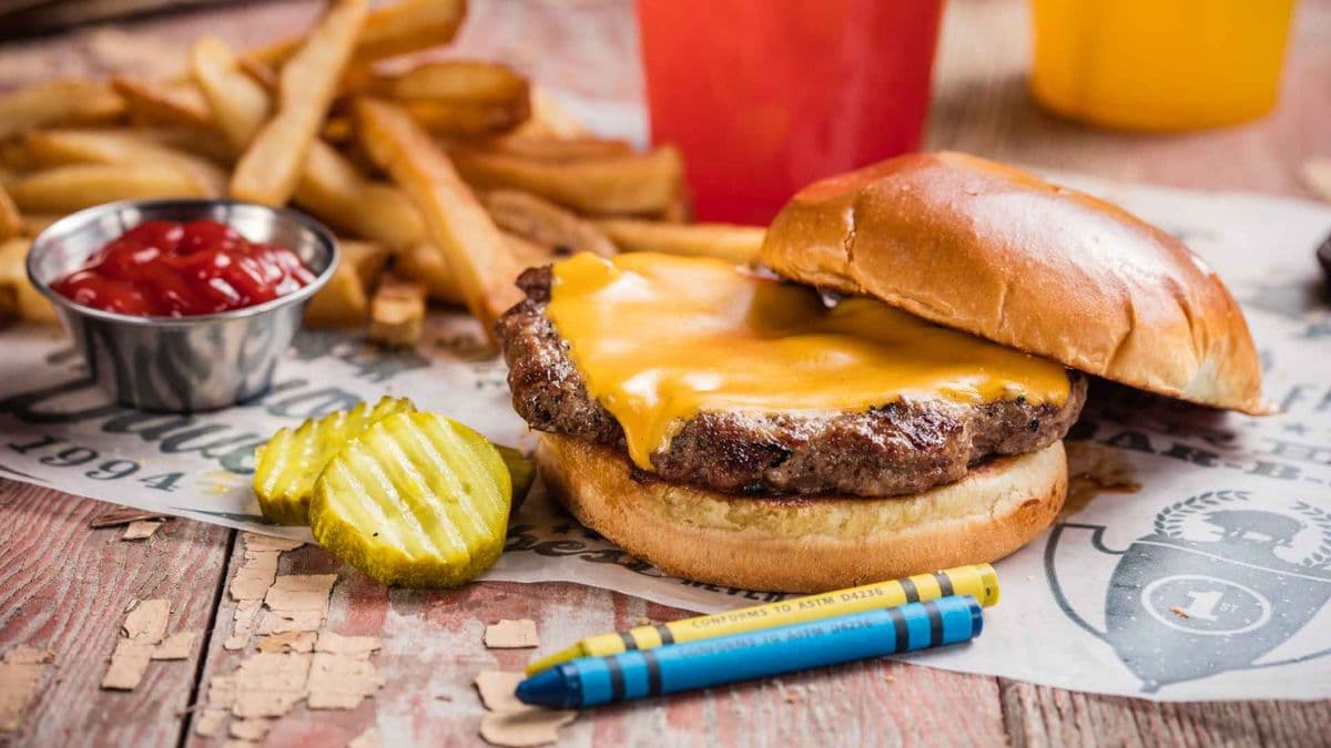 Kids' Cheeseburger