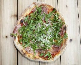 Arugula and Prosciutto Pizza
