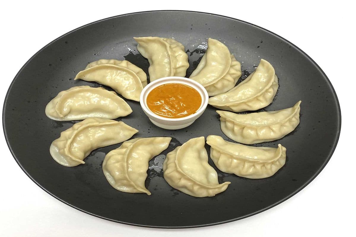 Classic Chicken Momo