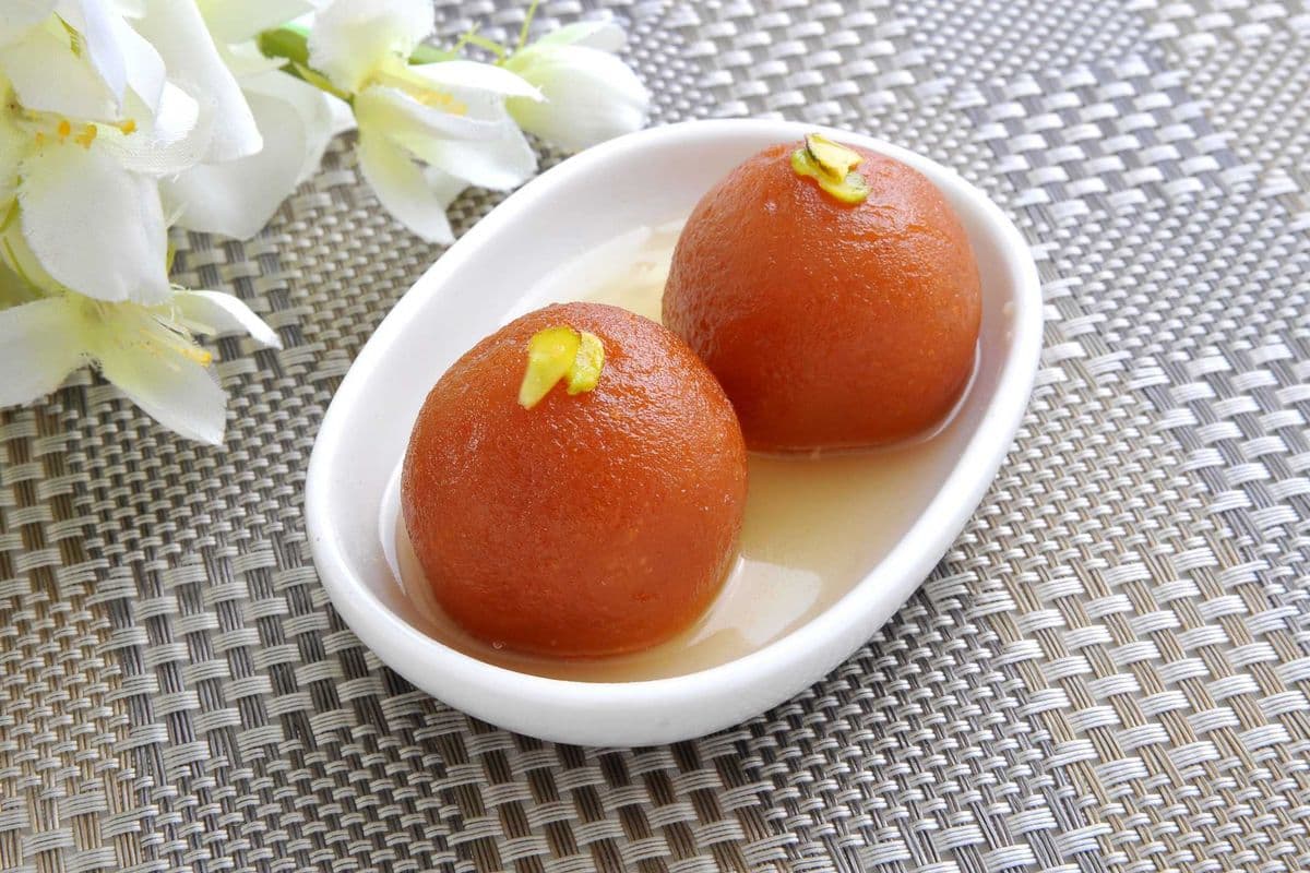 Gulab Jamun (2 pcs)