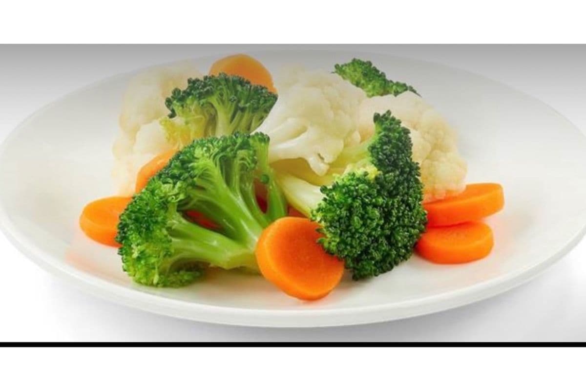 Steamed Vegetables - Them Rau