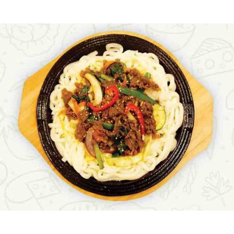 31. Udon Noodles with Spicy Bulgogi and Vegetables on a Hot Plate