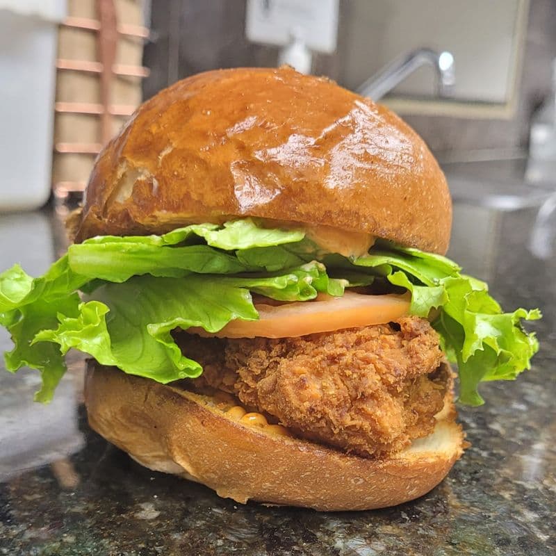 Classic Chicken Burger