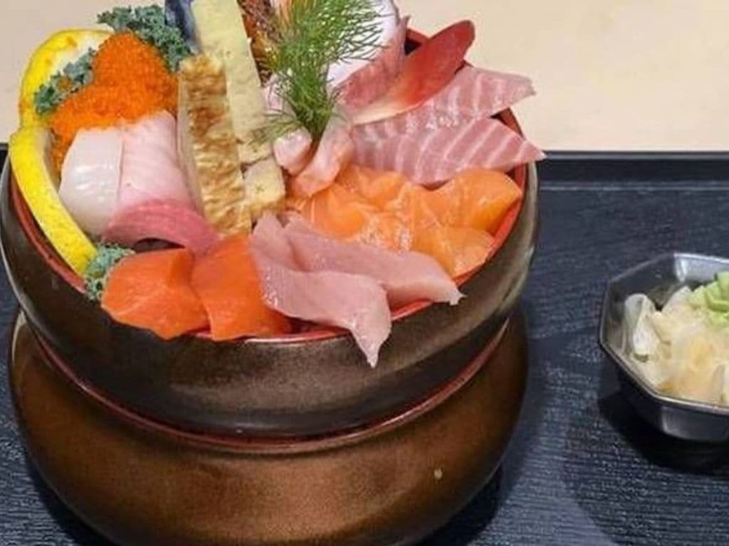 Deluxe Chirashi Don