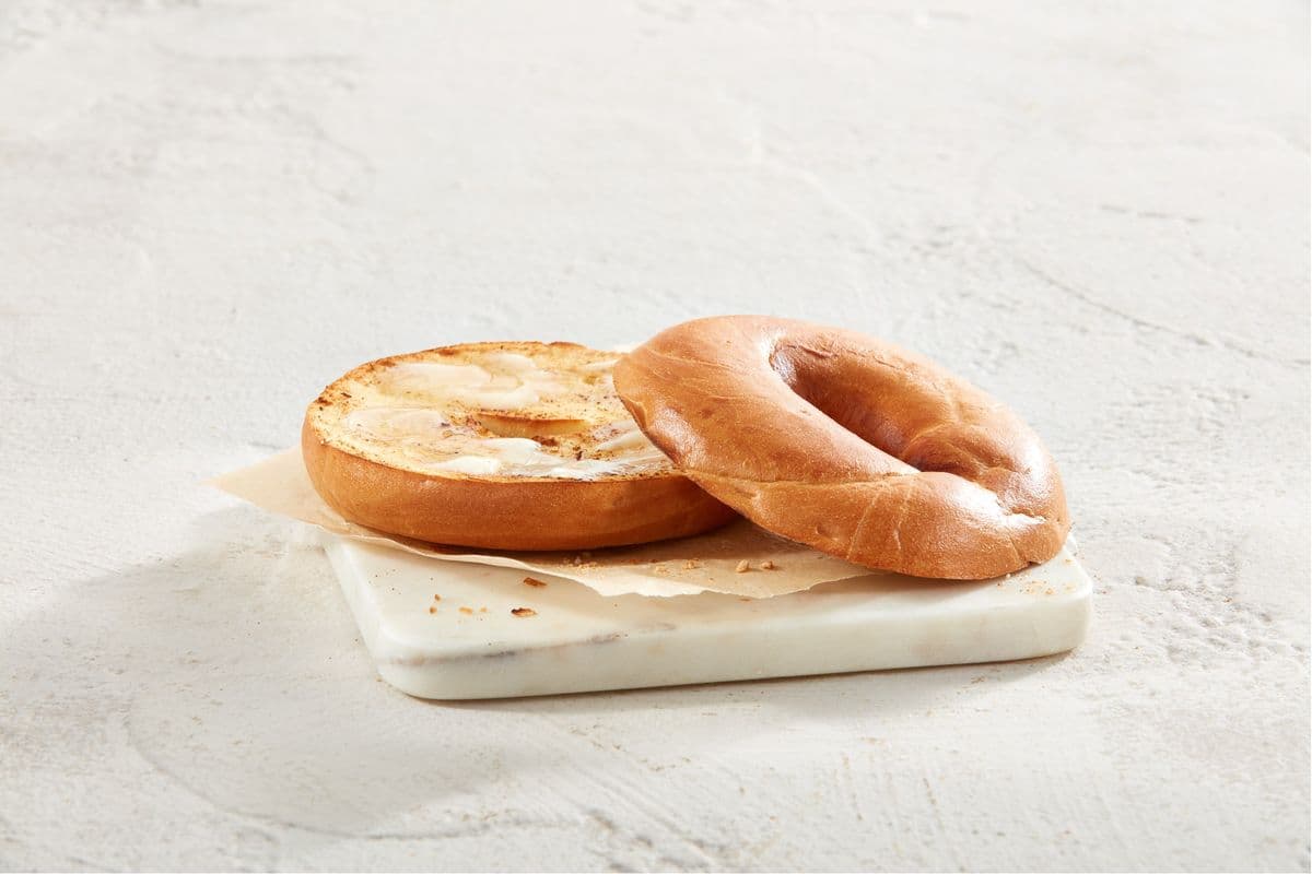 Cheddar Bagel