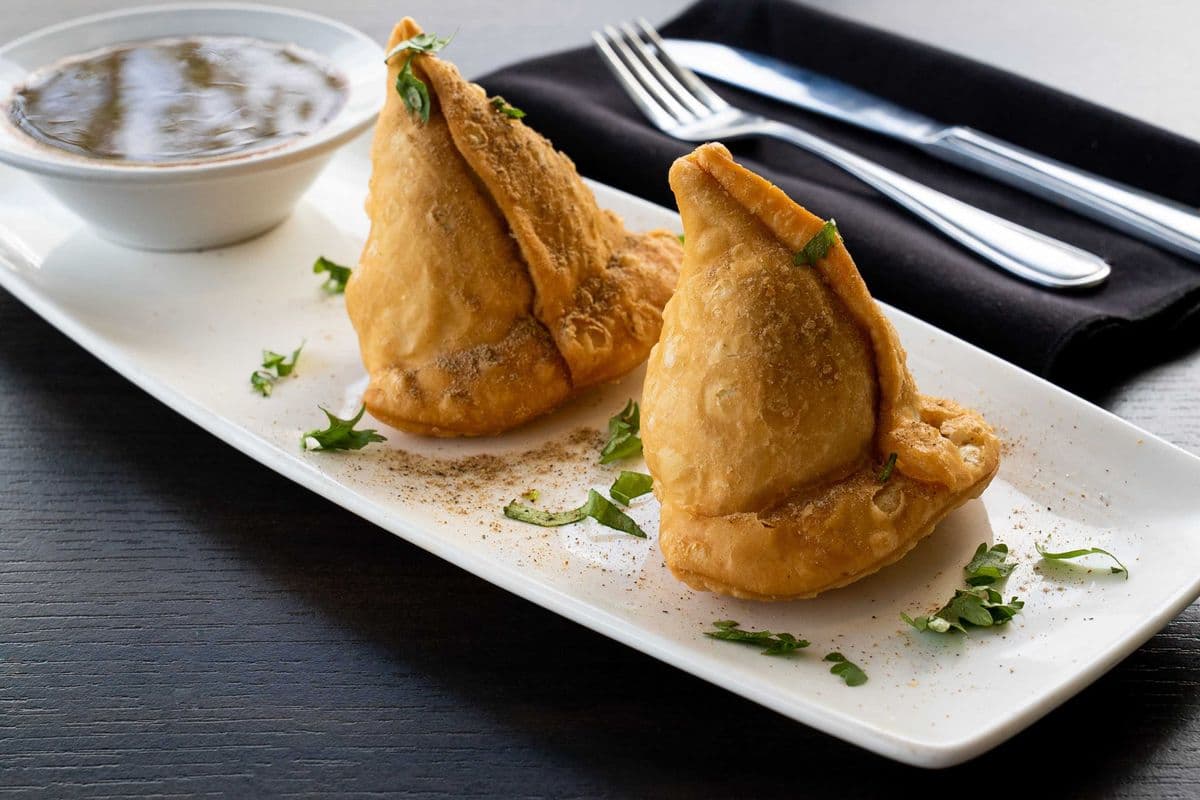 Beef Samosas (2 pcs)