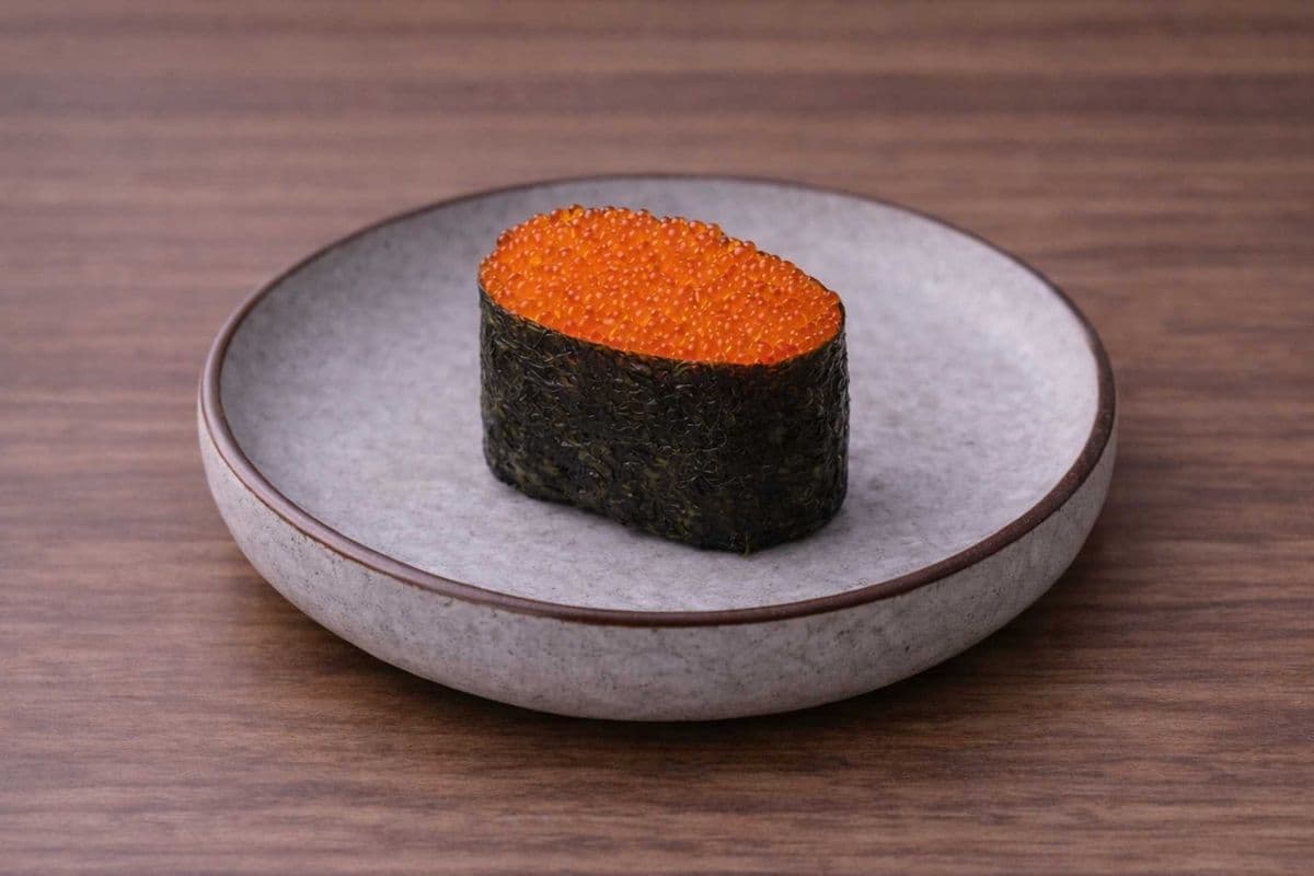 Tobiko Nigiri