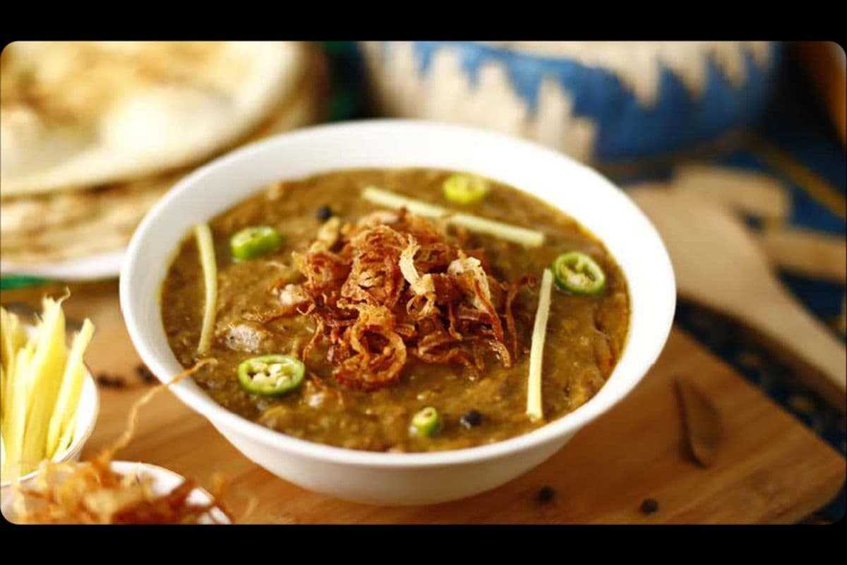 Mutton Haleem (Dhaka Style)